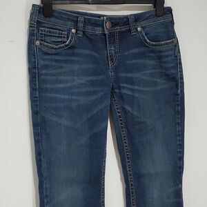 SILVER Aiko super stretch dark wash 32x31 mid rise boot cut jeans